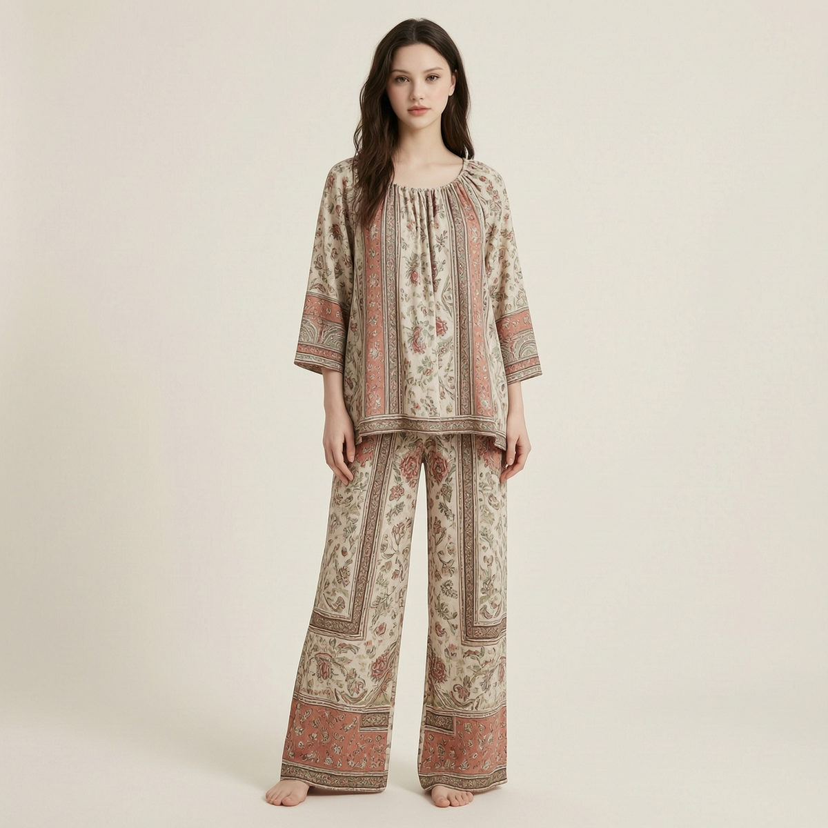 Relaxed Boho Chic Floral Print Paisley Set - front